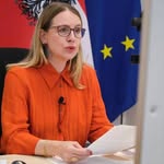 nancy---rey---trader - @ellena.crypto_trader - Instagram