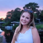 Annie Lyons - @annie.e.lyons - Instagram