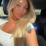 Annie Moore - @_annaamoore - Instagram