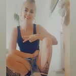 Naomi X Arnold - @naomiarnold94 - Instagram
