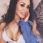 Naomi Bryan - @naomicbryan - Instagram