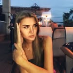 Naomi Burt - @naomiburt84 - Instagram