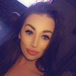 Naomi Burton - @naomiburtonn - Instagram