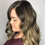 Naomi Eagle - @glitzybombfizzy - Instagram
