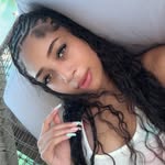 @hailey.naomi - Instagram