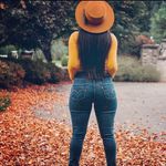 Naomi Hailey - @h_o_t_shiku - Instagram