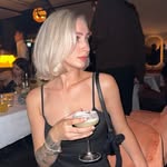 𝓝𝓪𝓸𝓶𝓲 𝓜𝓪𝔂 - @naomi.bldn - Instagram