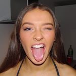 Naomi patterson - @nom_nom.xd - Instagram