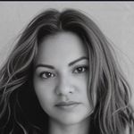 Gloria Naomi Riddle - @naomiriddle1218 - Instagram