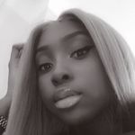 Naomi Silver. - @naomisilverrr - Instagram