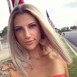Natalia Webber - @nataliablue21 - Instagram