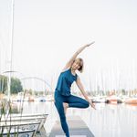 Natalie August - Yoga🧘‍♀️ - @hatha_yoga_club - Instagram