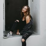 NATALIE - @natalie.cali.yoga - Instagram