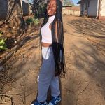 Natalie Dube - @nataliedube77 - Instagram