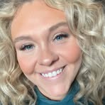 Natalie Gard - Facebook