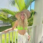 Natalie Isaac - @natalieeisaac - Instagram