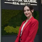 Natalie - @natalie.realtorglobal - Instagram