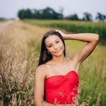 Natalie Rudd - @rudd.natalie - Instagram