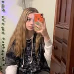 natalie - @natalieisntstraight - Instagram