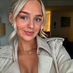 @nataliethorntonn - Instagram