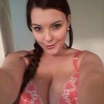 Natasha Curtis - @natashadoll1717 - Instagram