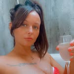 Natasha McFarlane - @tashakat06 - Instagram