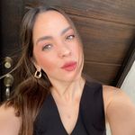 Natasha Troche - @natashatroches - Instagram