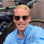 Nathan Brown - @nathanbrownthescienceclown - Instagram
