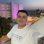 Nathan Pelzer - @nathanpelz - Instagram