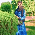Naz Khan - @naaaz_398 - Instagram