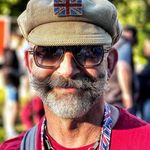 Neil Bradshaw - @lamb_chops - Instagram
