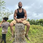 Neil Vaz - @neilvaz1103 - Instagram