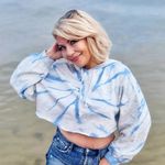 Nelda/White - @decim47774 - Instagram