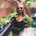 Nell Blevins - @nell_blevins33 - Instagram
