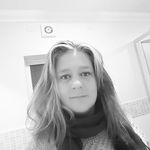 Nell Cook - @nellie_pops - Instagram