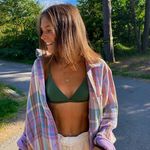 Ella Benell|| Cross - @ella.benell - Instagram