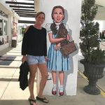 Holly Cross O’Connell - @hollycrossoconnell - Instagram