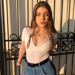 Nell Davis - @stateshzkroezewhe - Instagram