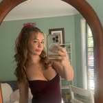 Ellie doyle - @elena.eve13 - Instagram