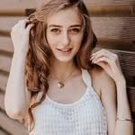 Nell Garrett - @jubieglkolicohu - Instagram