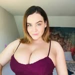 Nell Gill - @nellgill82 - Instagram