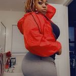 Nell Graham - @chanel_0728 - Instagram