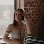 Nell Green - @nayaamyhre - Instagram