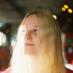 Nell Johnson - @peachnells - Instagram