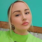 Nellie Brooks - @nells.brooks - Instagram