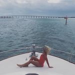 @nelliedeanne - Instagram