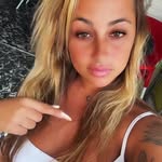 Nellie Gray - @marcaaa_jh - Instagram