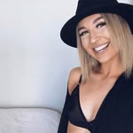 Nellie	Mills - @nellie_mils - Instagram