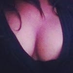Nellie Schmidt - @latinaovalgr77 - Instagram