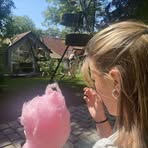 Nelly Schmidt - Facebook